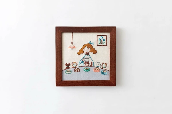 A Life With A Cat Dining