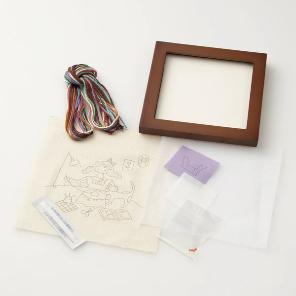 A Life With A Cat Sewing - Image 3