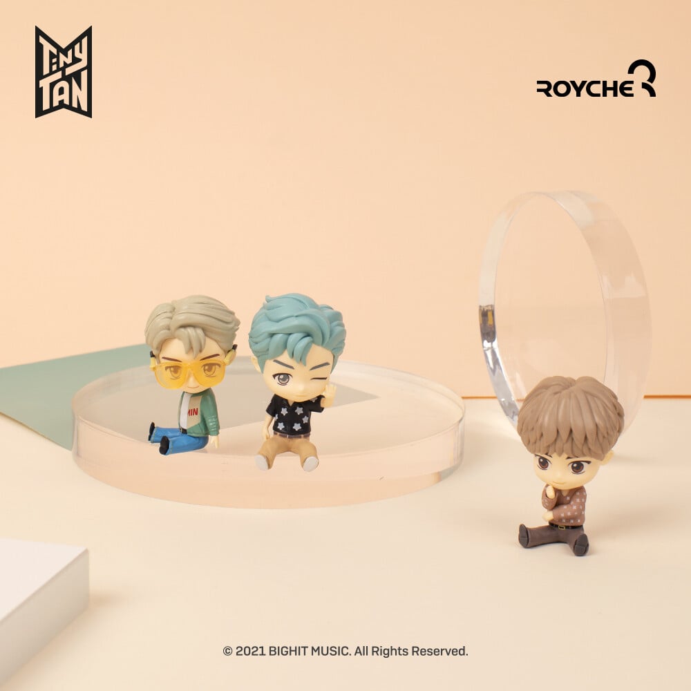 BTS TinyTAN Monitor Figure (Dynamite Ver) - Image 4