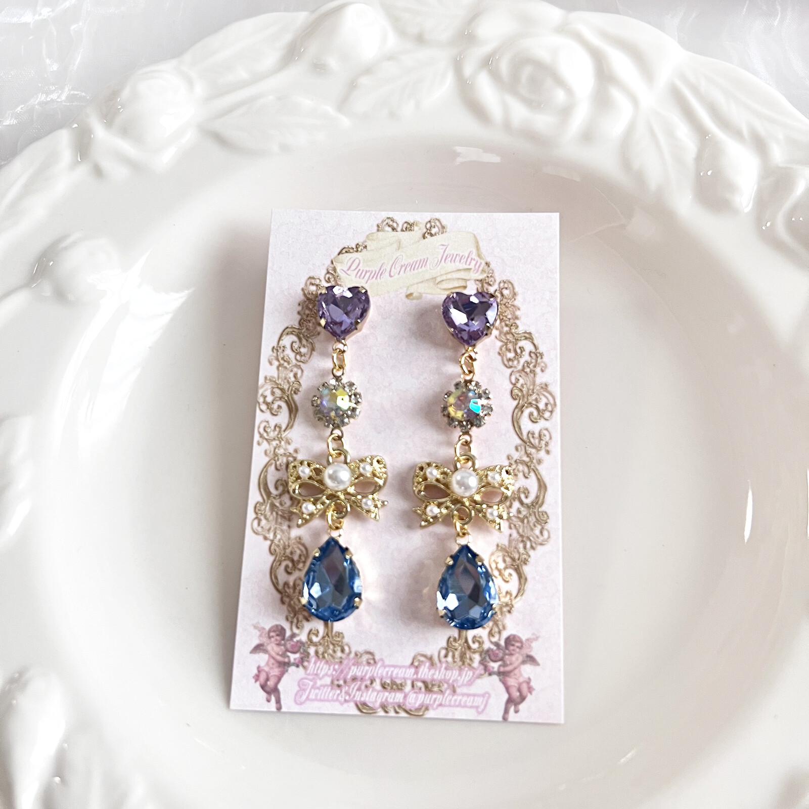 Sweet & Elegant Design Earrings - Image 2