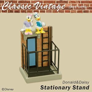 Donald & Daisy Balcony Pen Stand