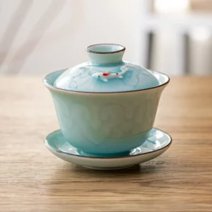 Urban Tokyo | Gaiwan Tea Brewing Cup with Lid | Celadon Koi Fish Design | 5oz