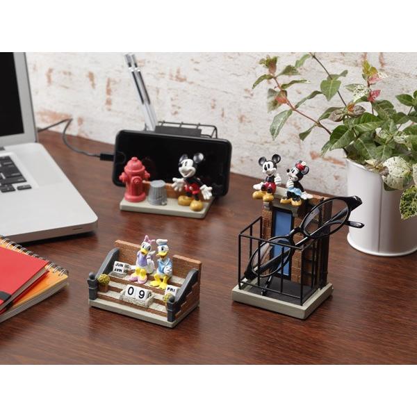 Donald & Daisy Desktop Calendar - Image 2