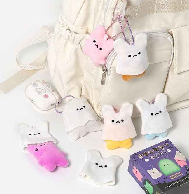 Ghost Doll Random Keyring (Glow-in-the-Dark) - Image 11