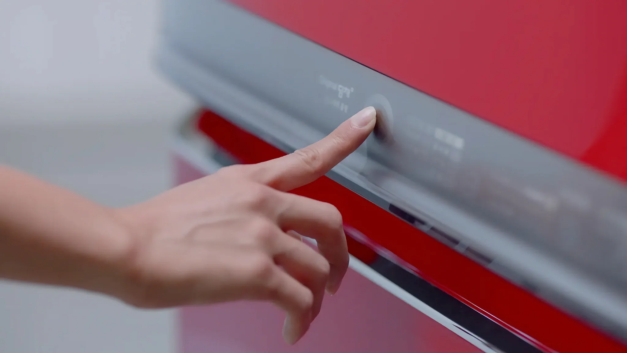 Maman Standing Kimchi Refrigerator | 마망 스탠드형 김치냉장고 Red DPEA-427TPD (418L) - Image 6