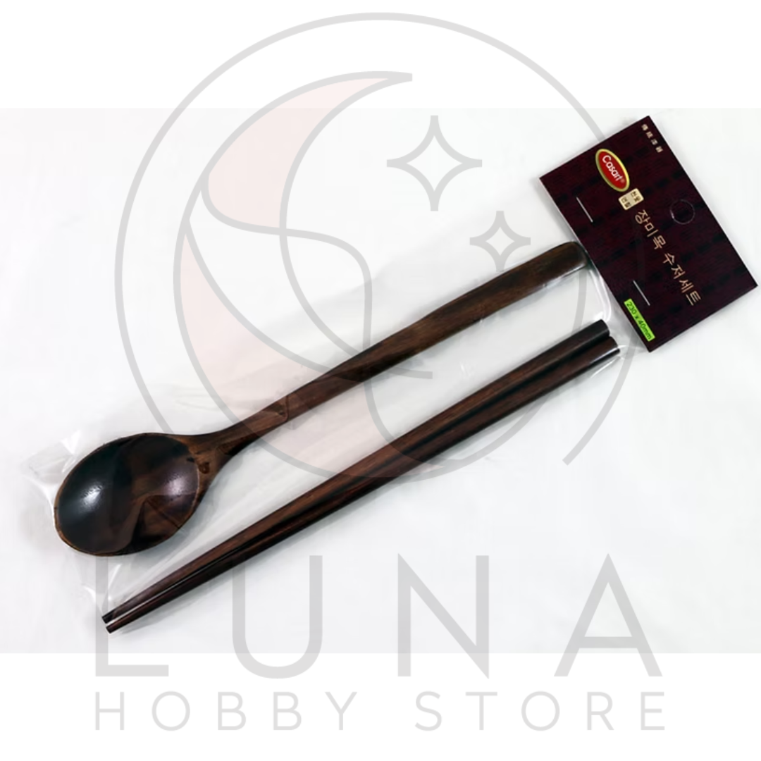 Lacquered Wood Spoon Set (1 Pair) | 옻칠 장미목 수저 세트